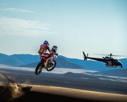 How The Dakar Rally Tests The Limits Of Human Endurance | Men's Fitness