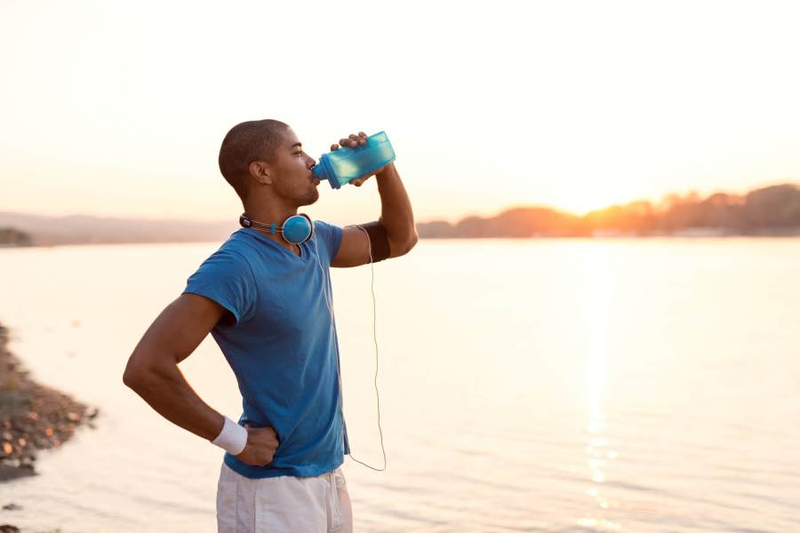 How To Stay Hydrated When Working Out In Summer | Men's Fitness UK