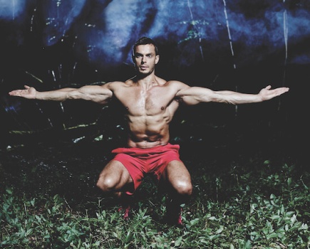 Richard Schrivener Men's Fitness cover model