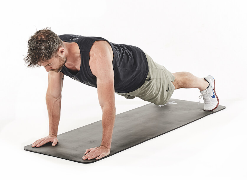 The 8 Move Circuit To Burn Serious Christmas Calories | Men's Fitness