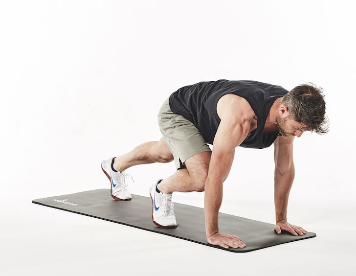 The 8 Move Circuit To Burn Serious Christmas Calories | Men's Fitness